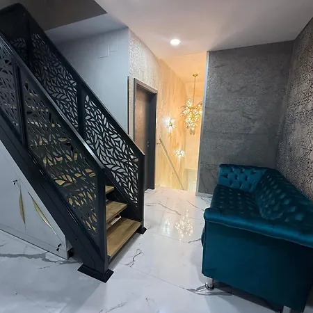شقة Peter & Roza Modern Apartmanhaz **** Balatonmáriafürdő