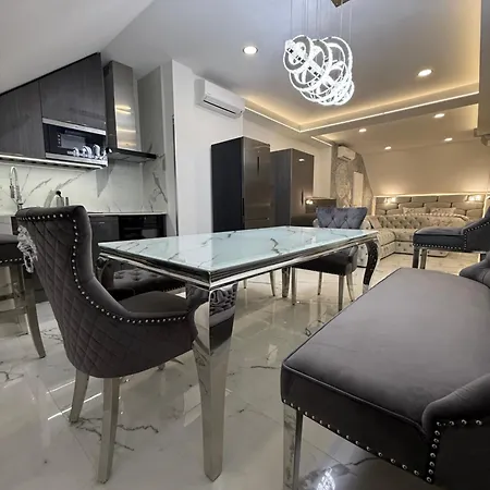 شقة Peter & Roza Modern Apartmanhaz **** Balatonmáriafürdő
