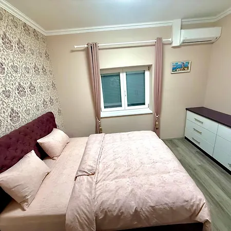 شقة Peter & Roza Modern Apartmanhaz **** *