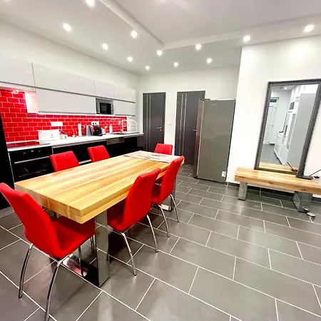 شقة Peter & Roza Modern Apartmanhaz **** Balatonmáriafürdő