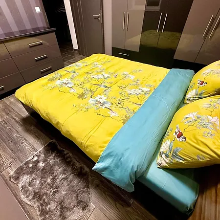 Peter & Roza Modern Apartmanhaz **** Balatonmariafurdo