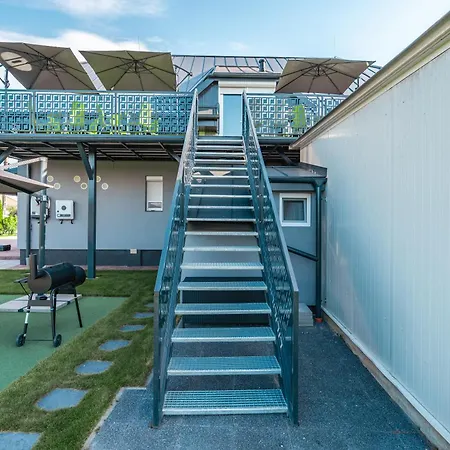 شقة Peter & Roza Modern Apartmanhaz **** Balatonmáriafürdő