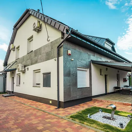 Appartamento Peter&roza Modern **** Balatonmáriafürdő