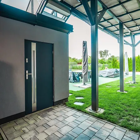 شقة Peter & Roza Modern Apartmanhaz ****