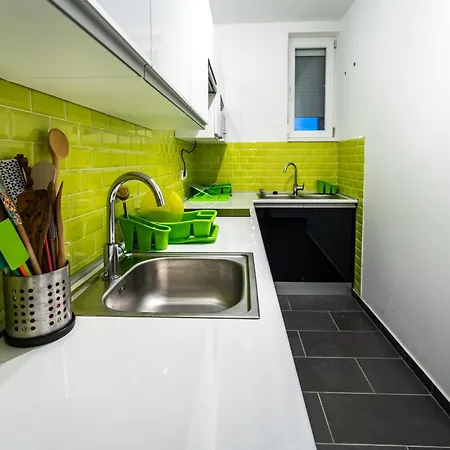 شقة Peter & Roza Modern Apartmanhaz **** *