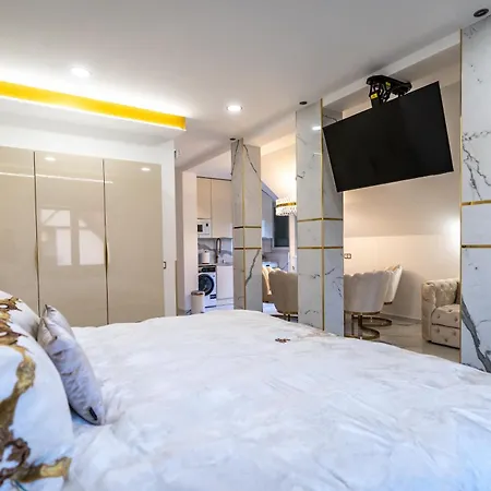 Peter & Roza Modern Apartmanhaz **** Apartment Balatonmariafurdo